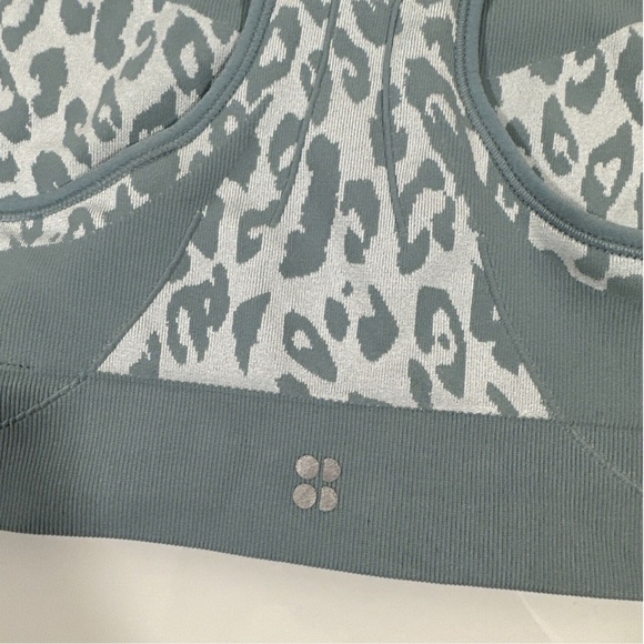 NWT‎ Sweaty Betty [ Large ] Leopard Jacquard Stamina Sports Bra Vapour Blue - Picture 10 of 12